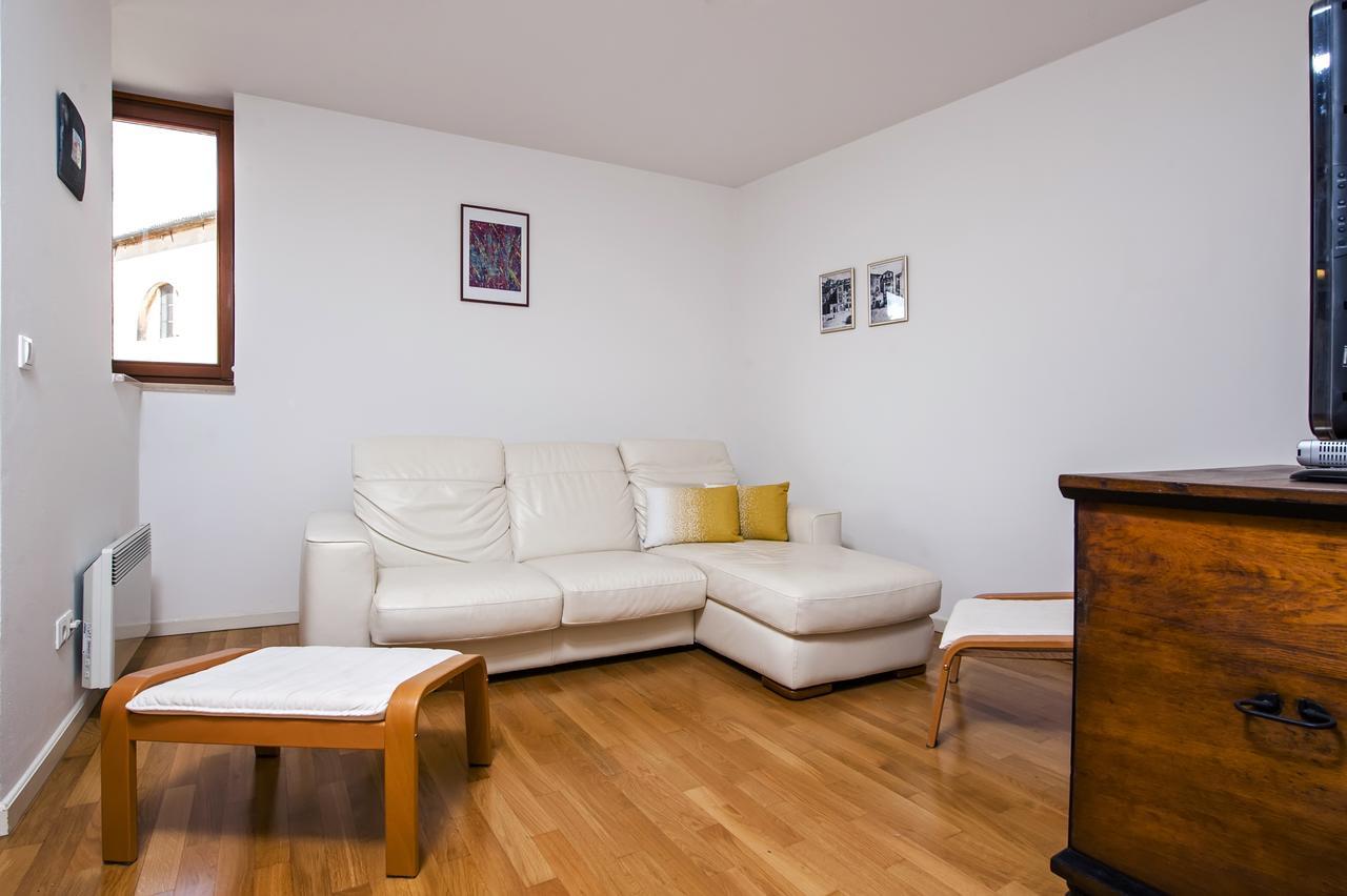 Apartment Campanile ロヴィニ エクステリア 写真