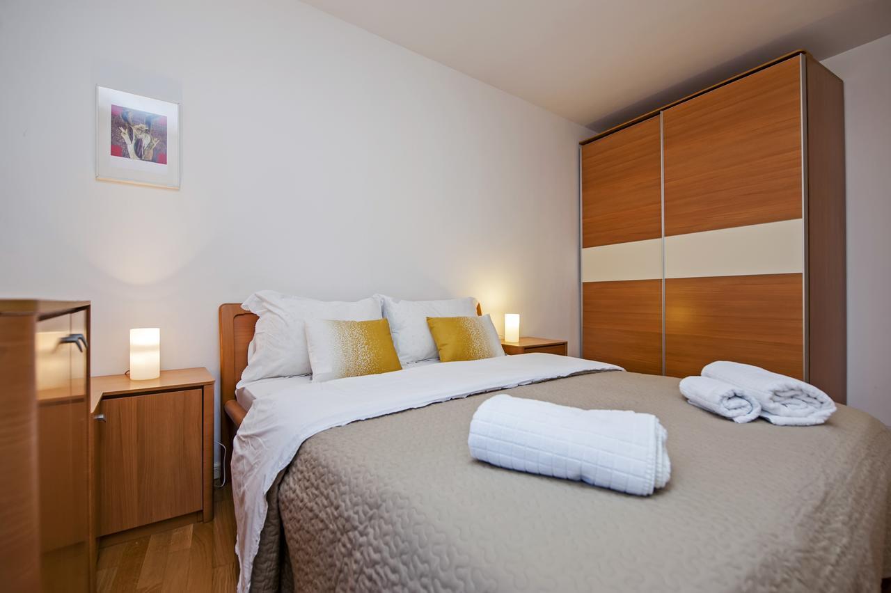 Apartment Campanile ロヴィニ エクステリア 写真