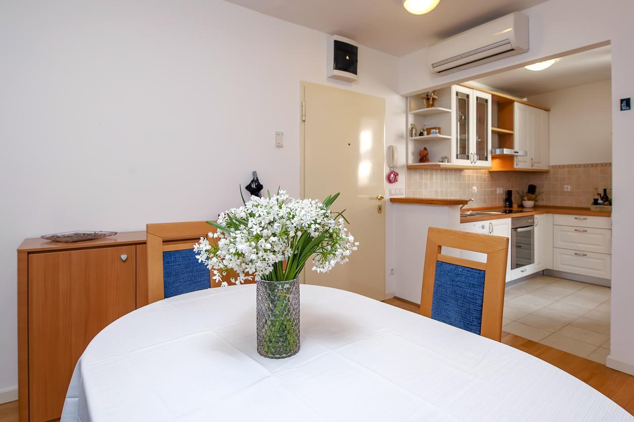 Apartment Campanile ロヴィニ エクステリア 写真